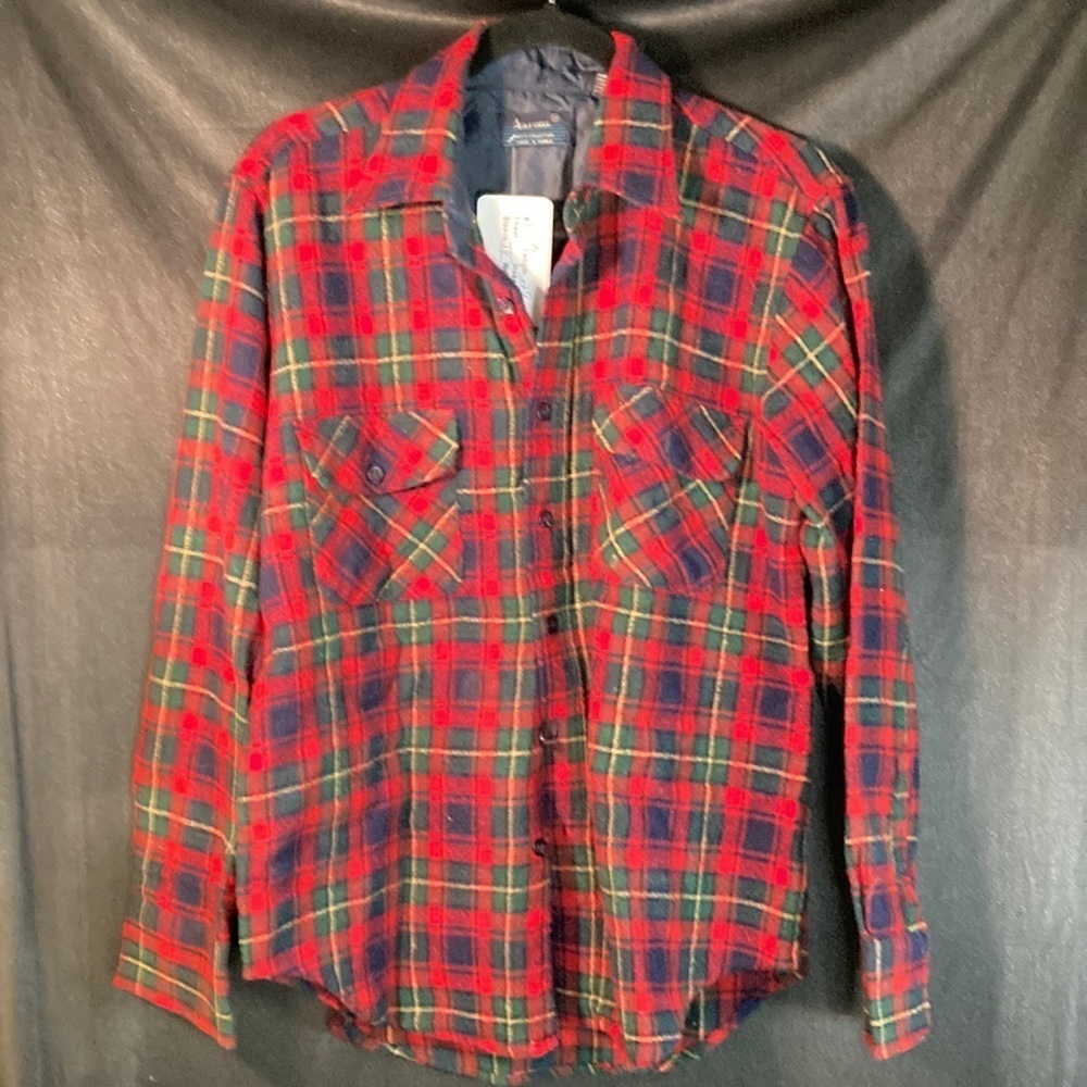 Vintage 1970’s wool plaid‎ leather lumberjack button up shirt. “Aaron’s” M box D